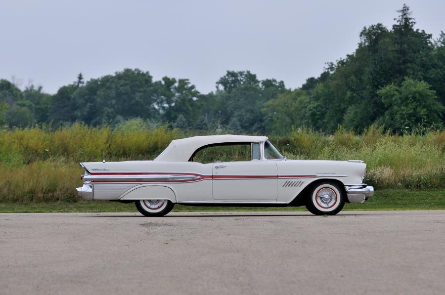  Pontiac Star Chief Custom Bonneville Convertible (2867SDX) 1957 года  (фото 12 из 40)